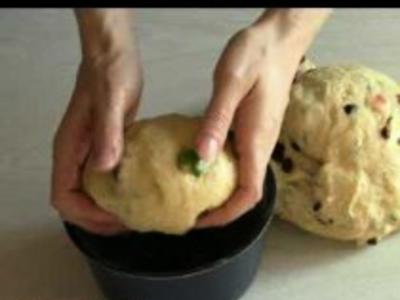 рецепт Пасхальный кулич с цукатами и изюмом